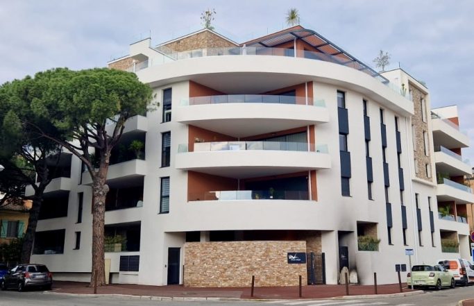 Azur Plage « Fréjus – 83 »